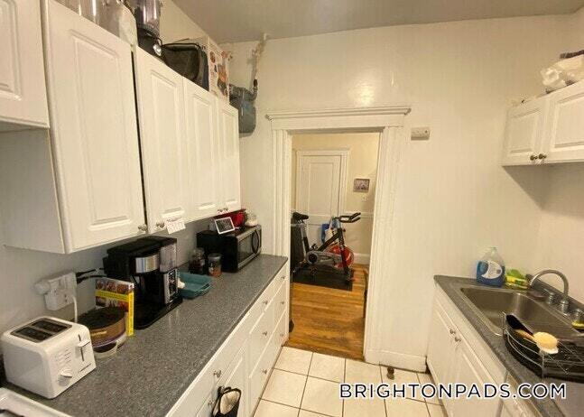 10 Lothian Rd Unit 10A