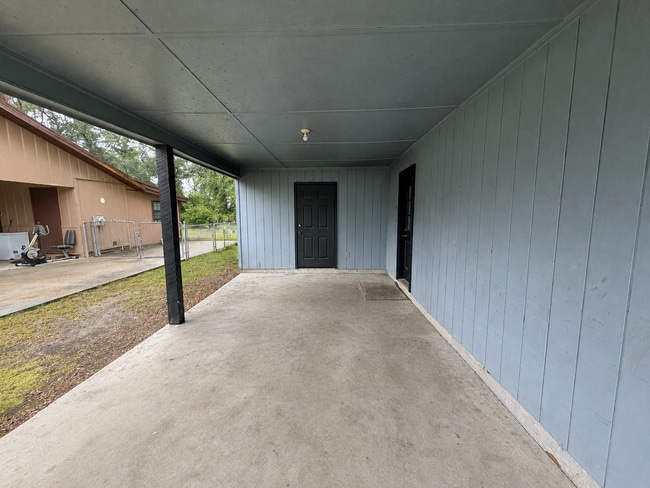 Photo - 1235 Ponderosa Dr