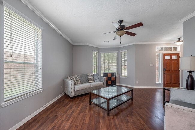 Photo - 3306 Autumn Forest Dr
