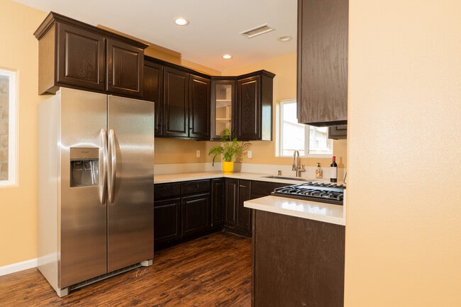 Kitchen - 938 S Bernal Ave Rental