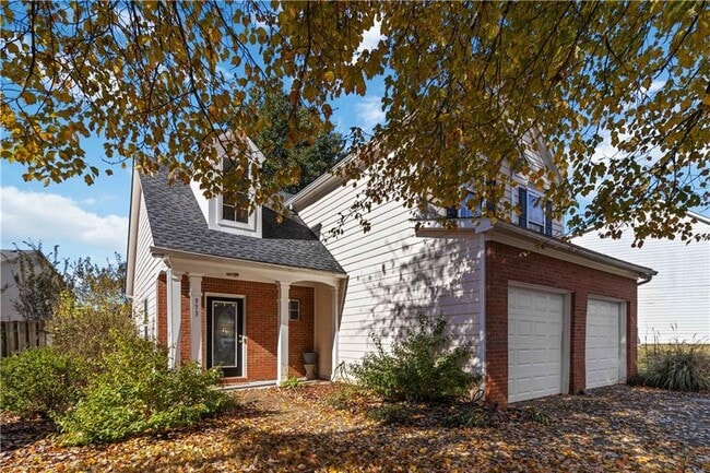 Photo - 973 Ashwood Green Ct