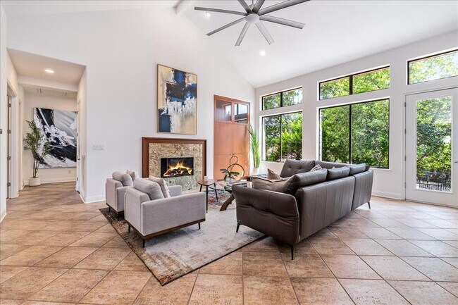 Photo - 37 Autumn Oaks Dr