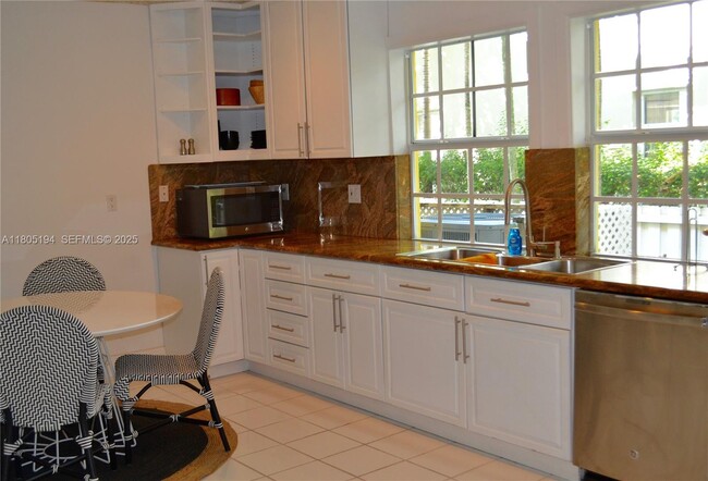 Photo - 710 S Mashta Dr