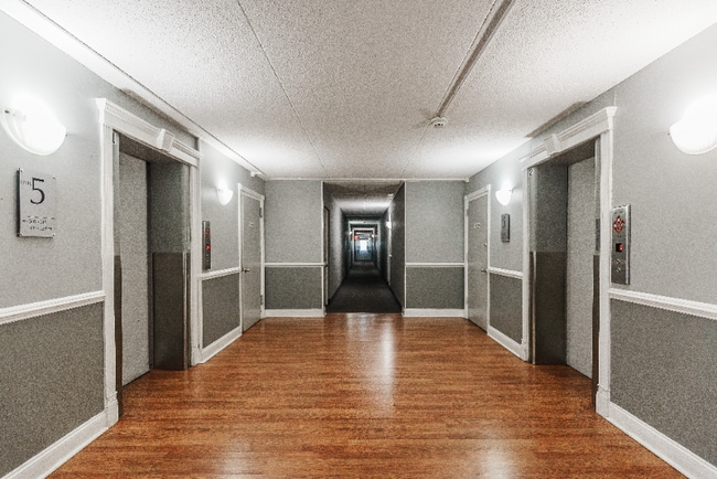 Photo - 401 Cooper Landing Rd