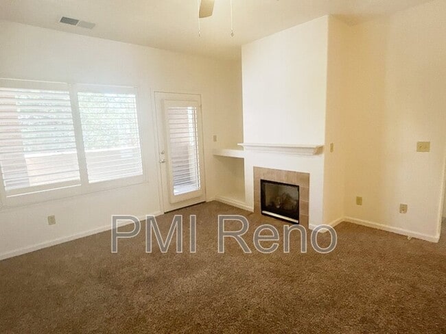 Photo - 900 S Meadows Pkwy