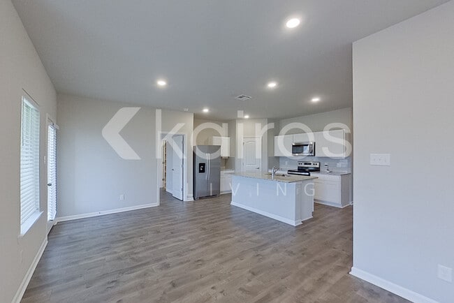 Photo - 117 ORTHELLO COURT