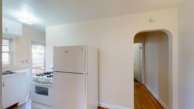 Photo - Duplex Available in Beaverdale - 3D Tour