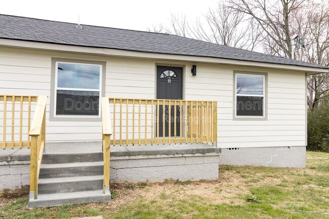 Photo - 804 Grandview Ave