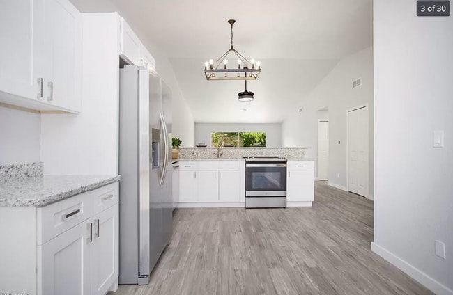 Kitchen - 6450 Royal Woods Dr