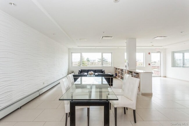 Photo - 830 Shore Rd Unit 2O