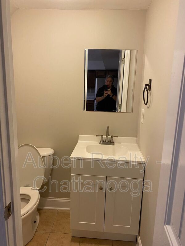 Photo - 3915 Bowman Ln