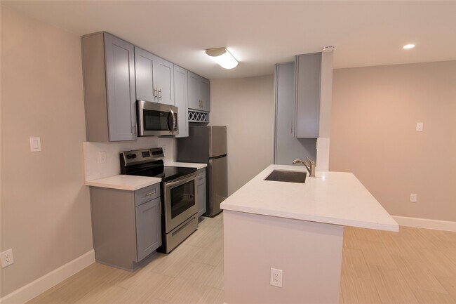 Photo - 2201 Fountain View Dr Unit 44