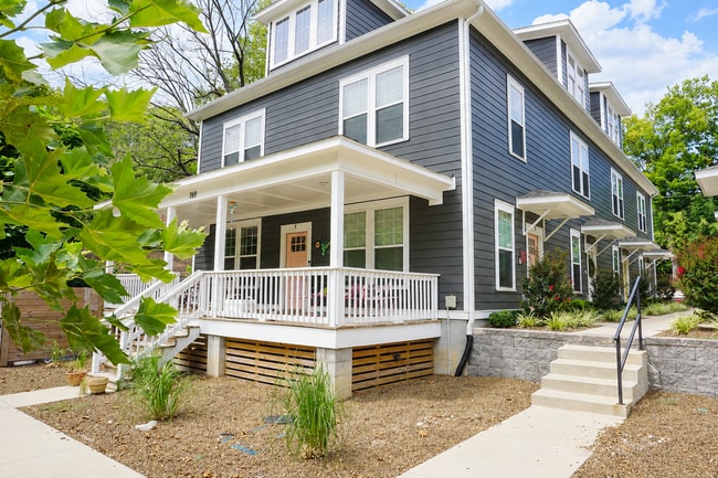 Building Photo - 769 S Washington Ave Unit 769 S Washington 3