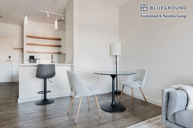 Photo - 240 Sidney St Unidad FL2-ID1287