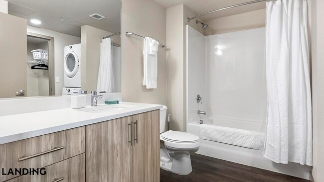 Photo - 1850 NW Front Ave Unit 322