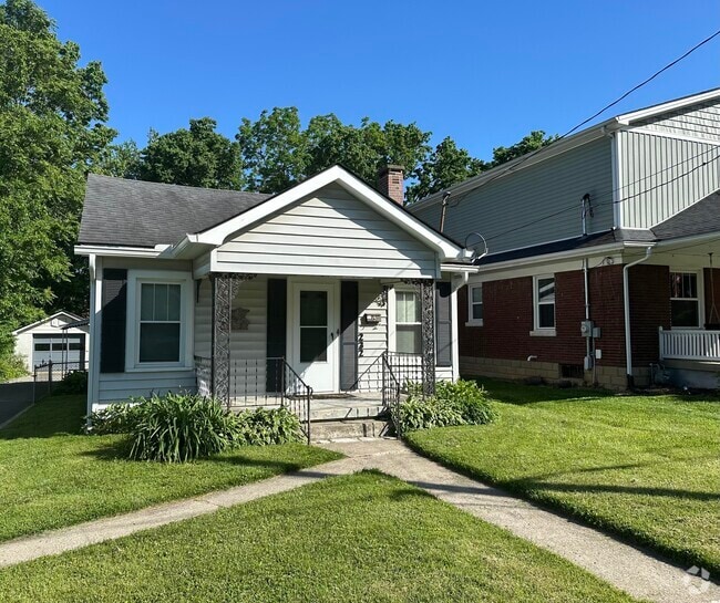 Building Photo - 232 Bassett Ave Rental