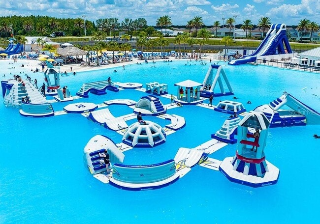 Photo - 10126 Branching Ship Trce