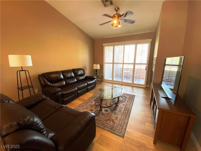 Photo - 820 Peachy Canyon Cir Unit 203