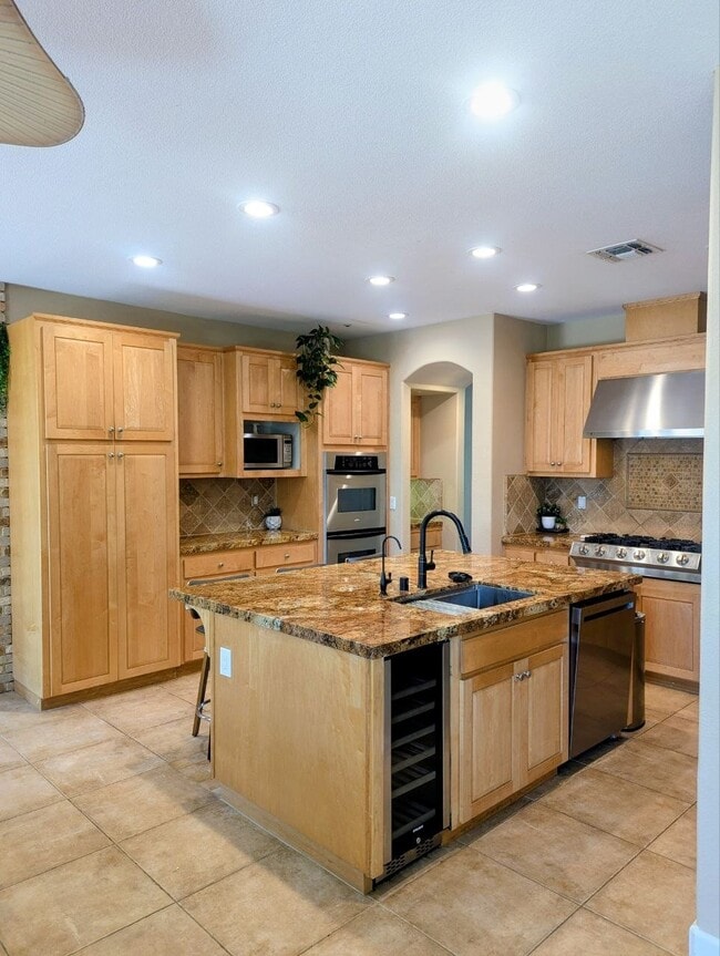 Photo - 333 Foothill Dr