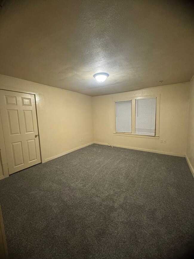 Photo - Spacious home in Clyde