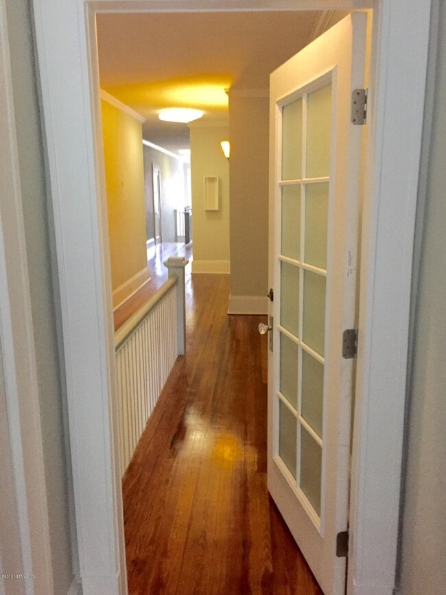 Photo - 2116 Herschel St Unidad A