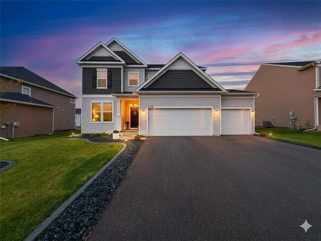 Building Photo - 12736 Weber Ln