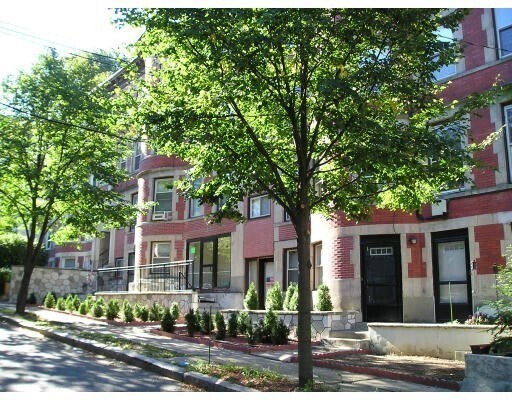 Photo - 15-17-17 University Rd Unit 23