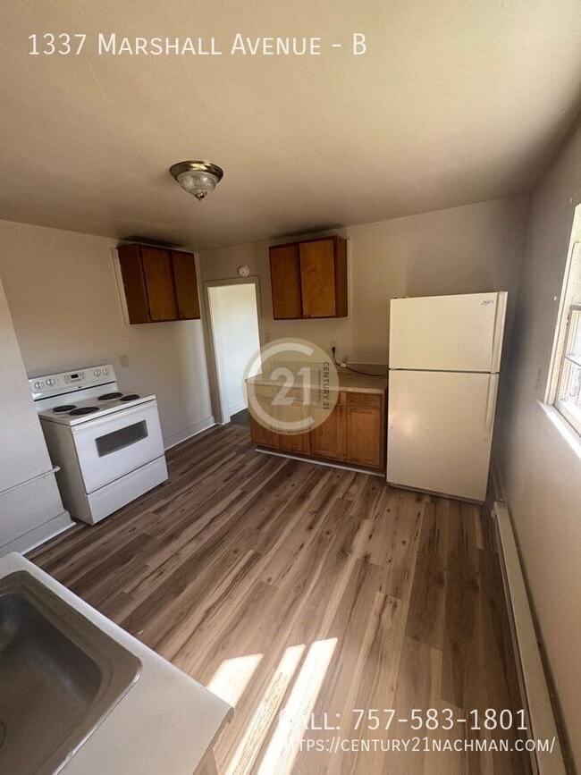 Photo - 1337 Marshall Ave Unidad B