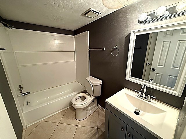 Photo - 3118 Trembling Creek Cir