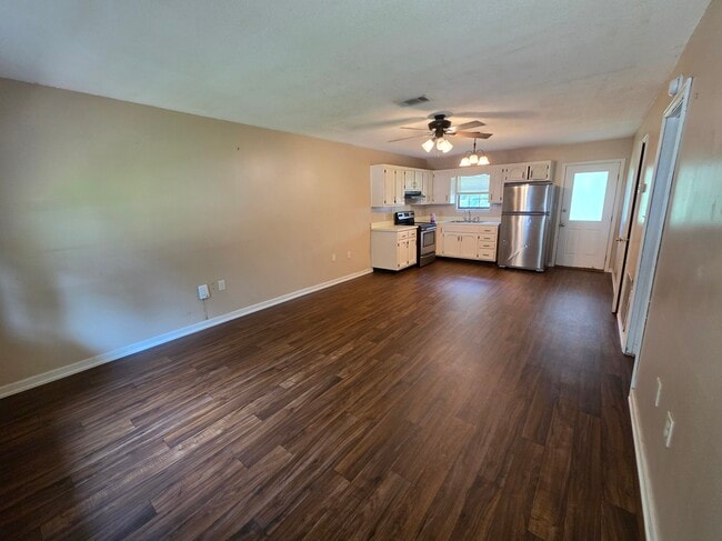Photo - 401 E Lawnwood Ave