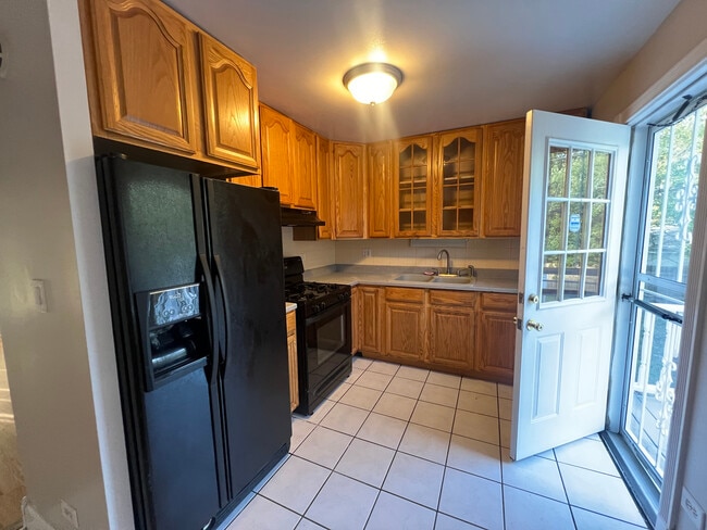 Photo - 22223 Navaho Ave