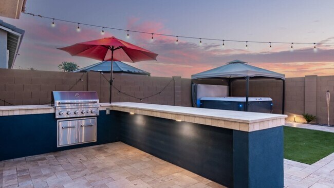 Photo - 2506 E Pleasant Ln