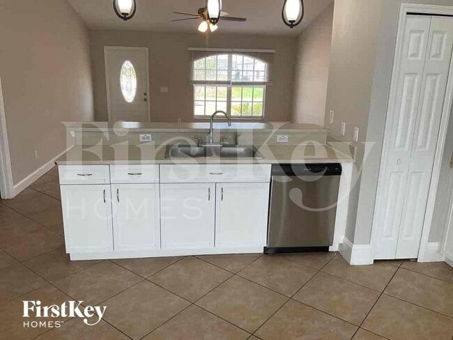Photo - 1822 NW Embers Terrace