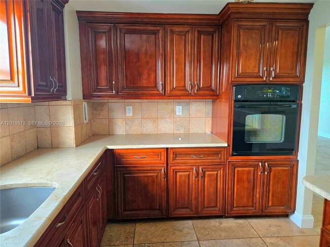 Photo - 1865-1879 79th Street Causeway Unit 5 i