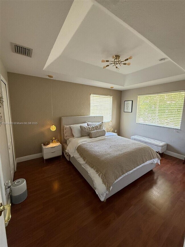 Photo - 2342 SE 10th St