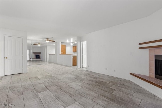 Photo - 2623 S Durango Dr Unit 102