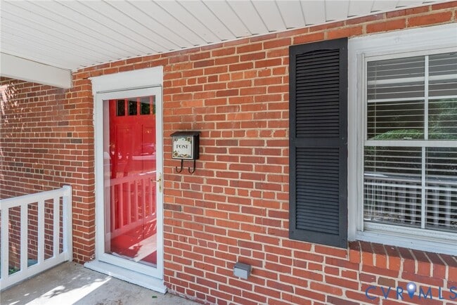 Photo - 3710 W Cary St