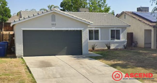 Building Photo - Beautiful Home Off Merle Haggard Dr!