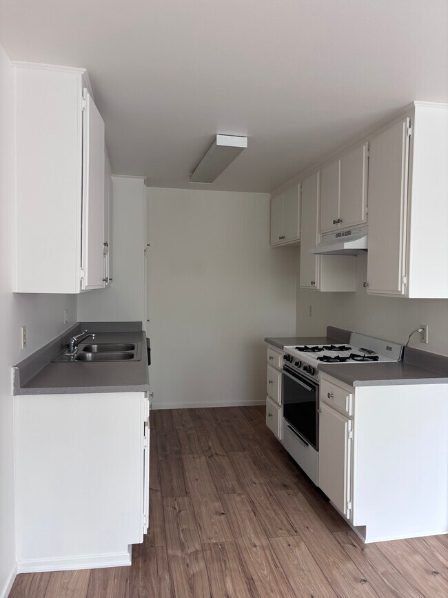lots cabinet space
