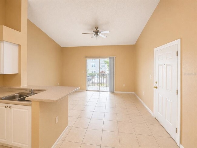 Photo - 1218 Bermuda Lakes Ln Unit 201