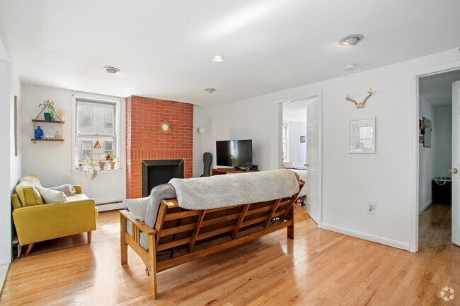 Building Photo - 58 Devoe St Rental