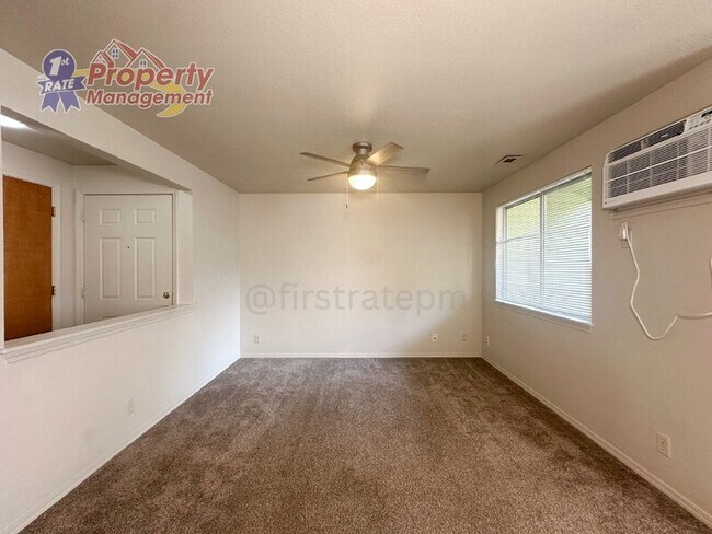 Photo - 2899 W Malad St