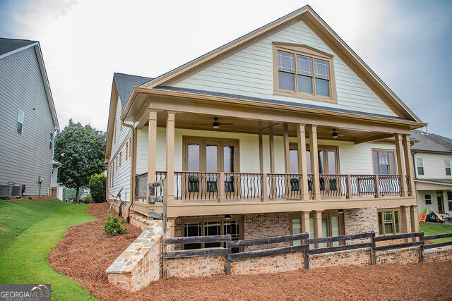 Photo - 1211 Hawthorne Cir