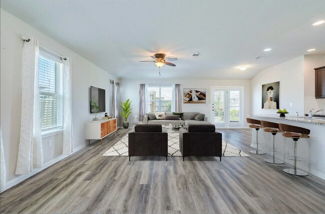 Photo - 303 Marimoor Dr