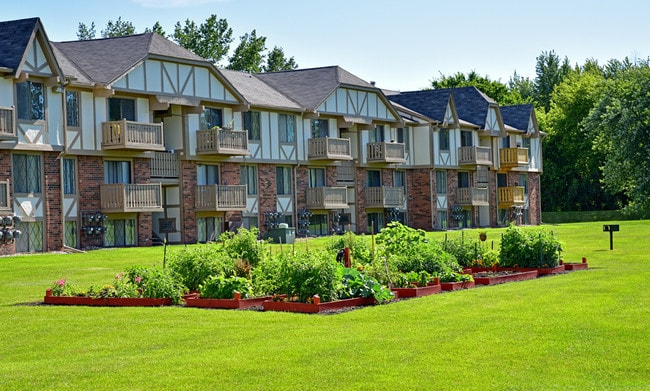 Huntington Place Apartments