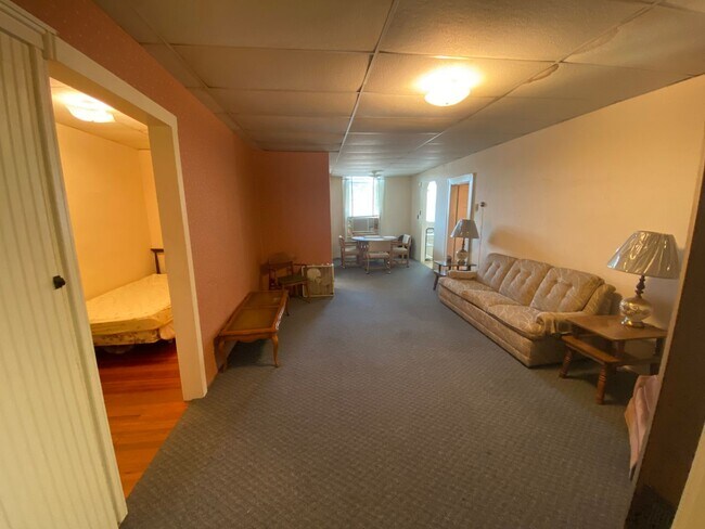 Photo - 2 Bedroom Furnished apartment in Salisbury Unit 106 E 3rd St Apt 4