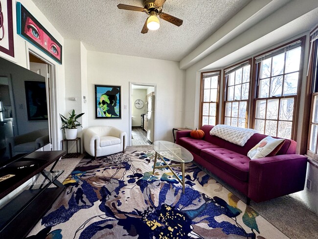 Photo - 317 E Willamette Ave