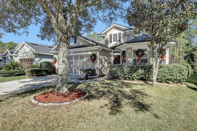 Photo - Great 4 bedroom/ 3 bathroom home in St Johns Golf and Country club for rent!