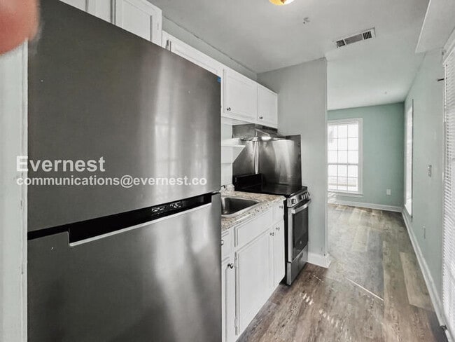 Photo - 810 Madison St Unit c