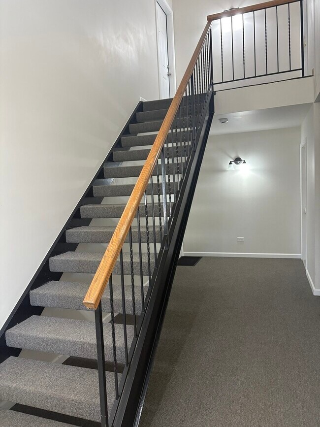 Photo - 230 Wethington Dr Unit C